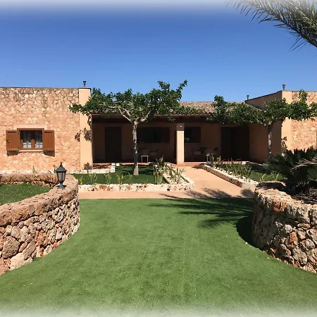 Es Gallicant Farm stay